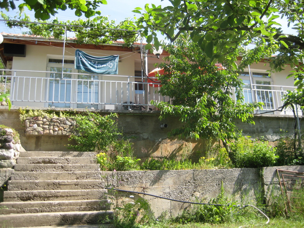 pastuh - 04.06_05.2011